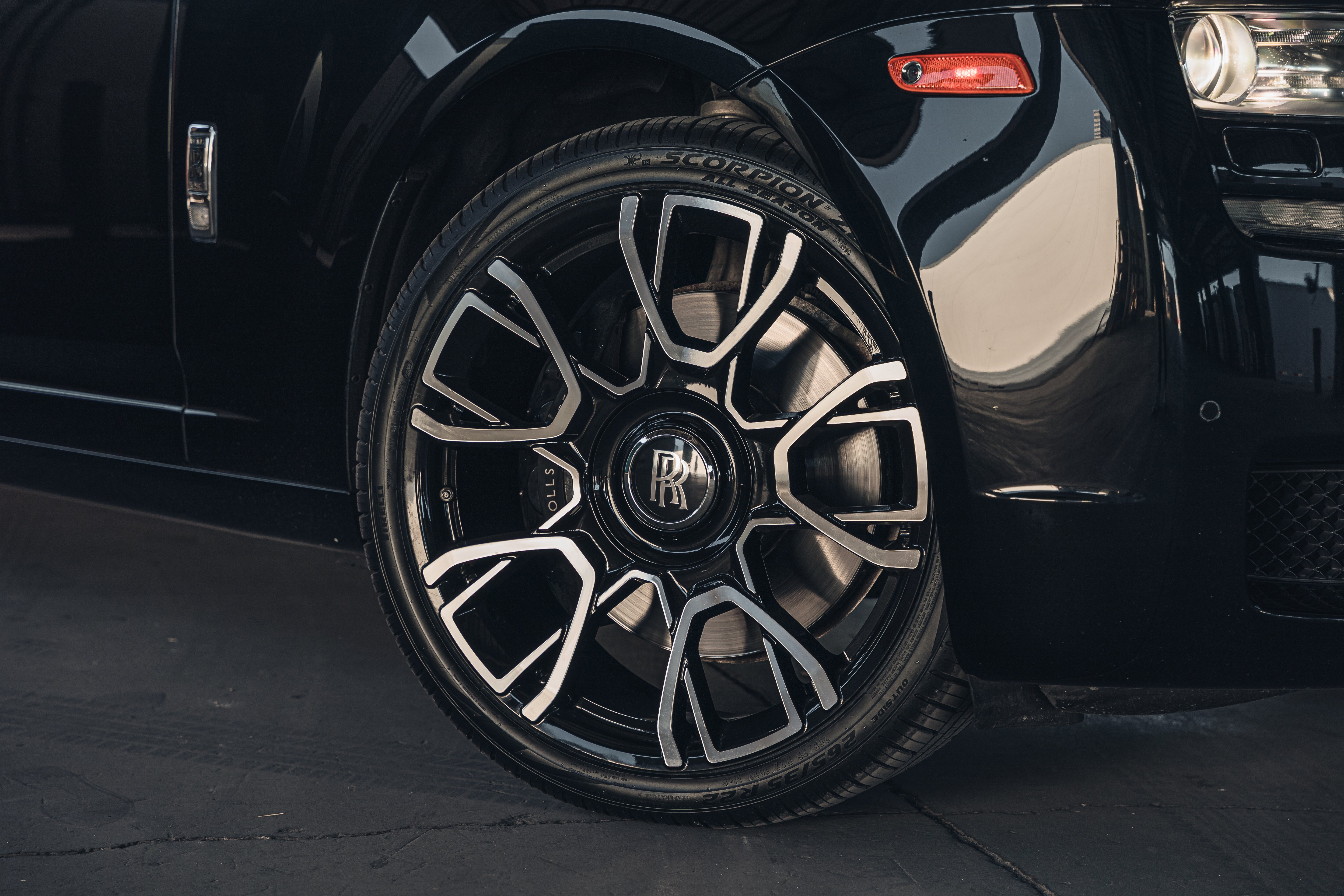 ICON 9 - ROLLS ROYCE FITMENT (SET OF 4)
