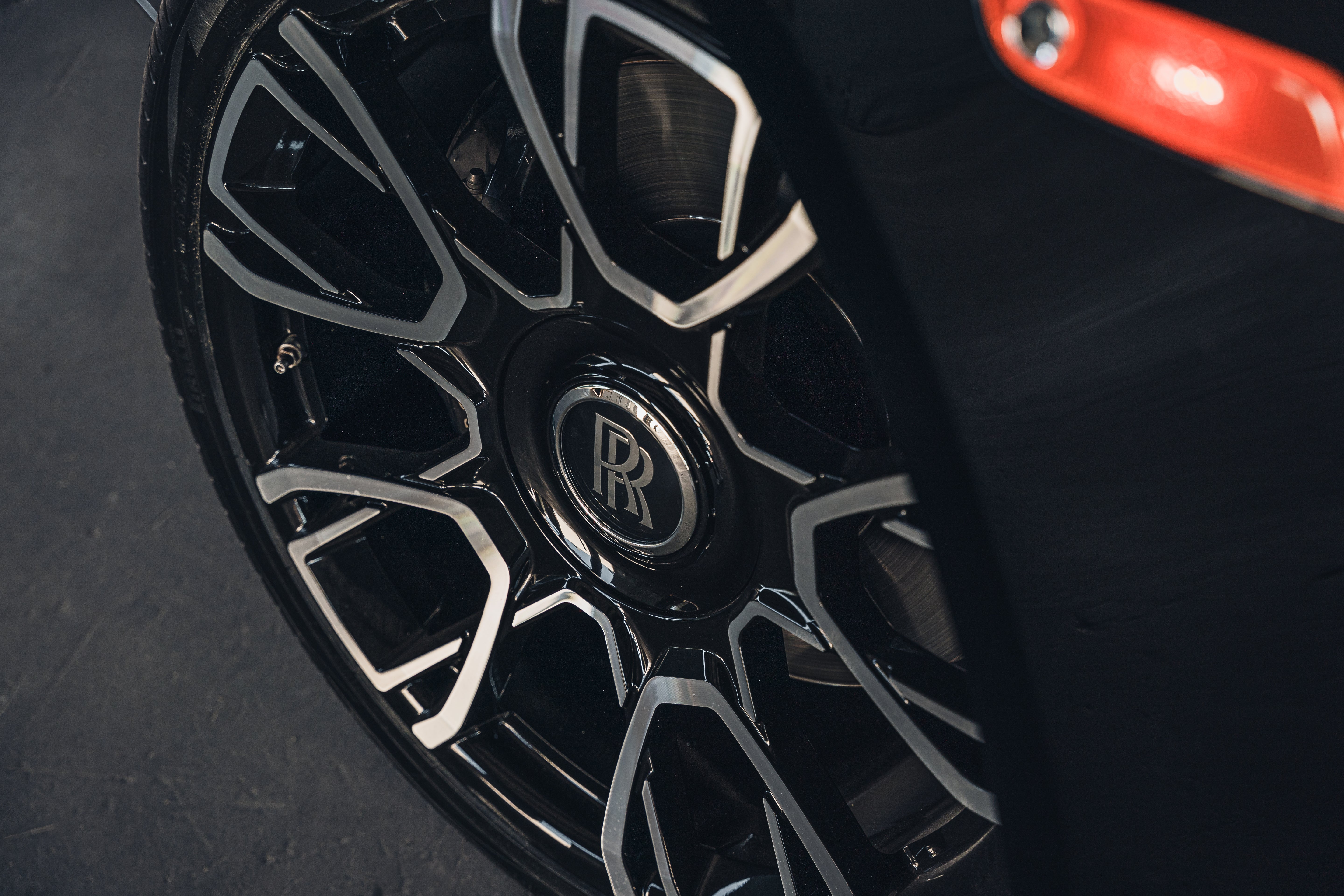 ICON 9 - ROLLS ROYCE FITMENT (SET OF 4)