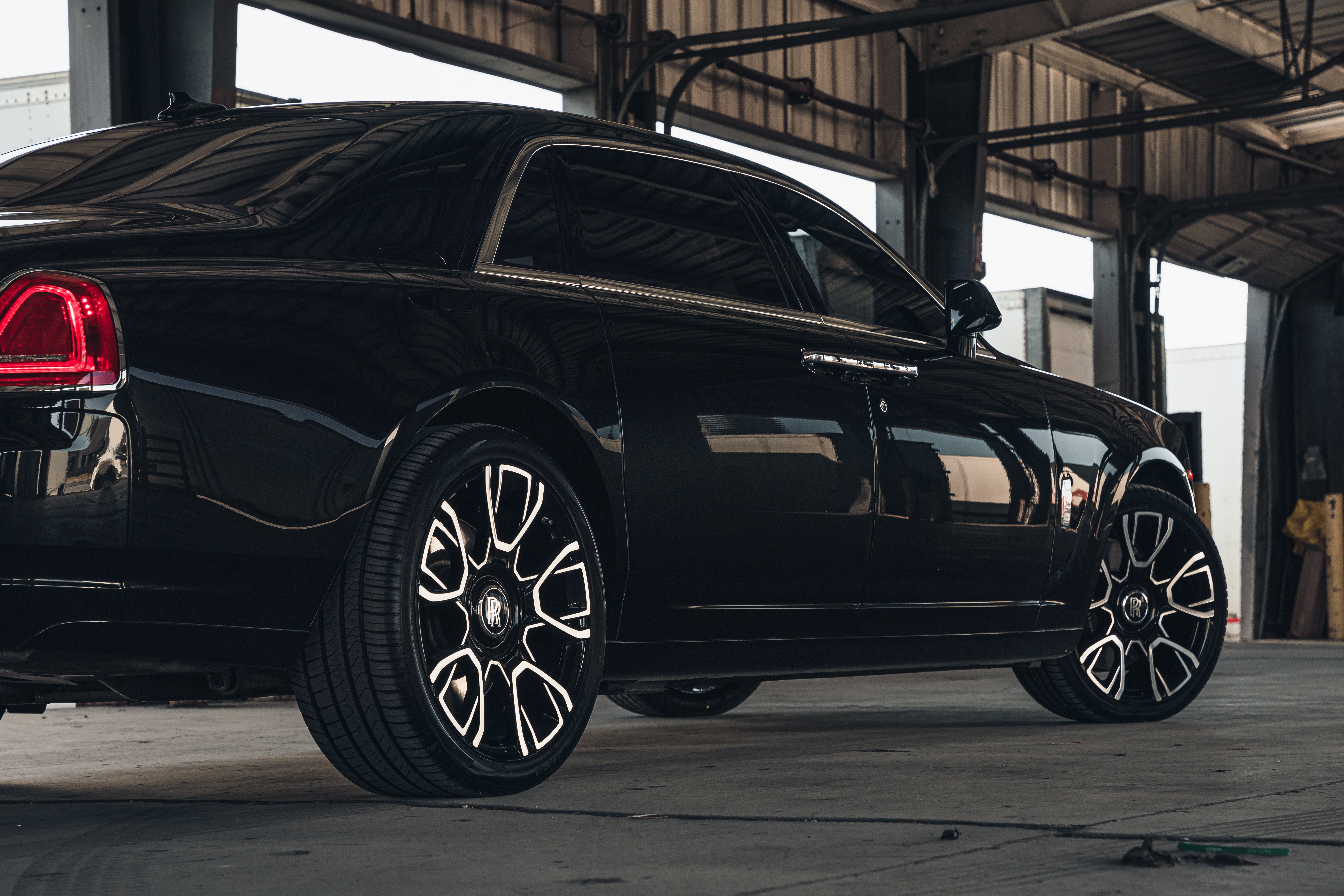 ICON 9 - ROLLS ROYCE FITMENT (SET OF 4)