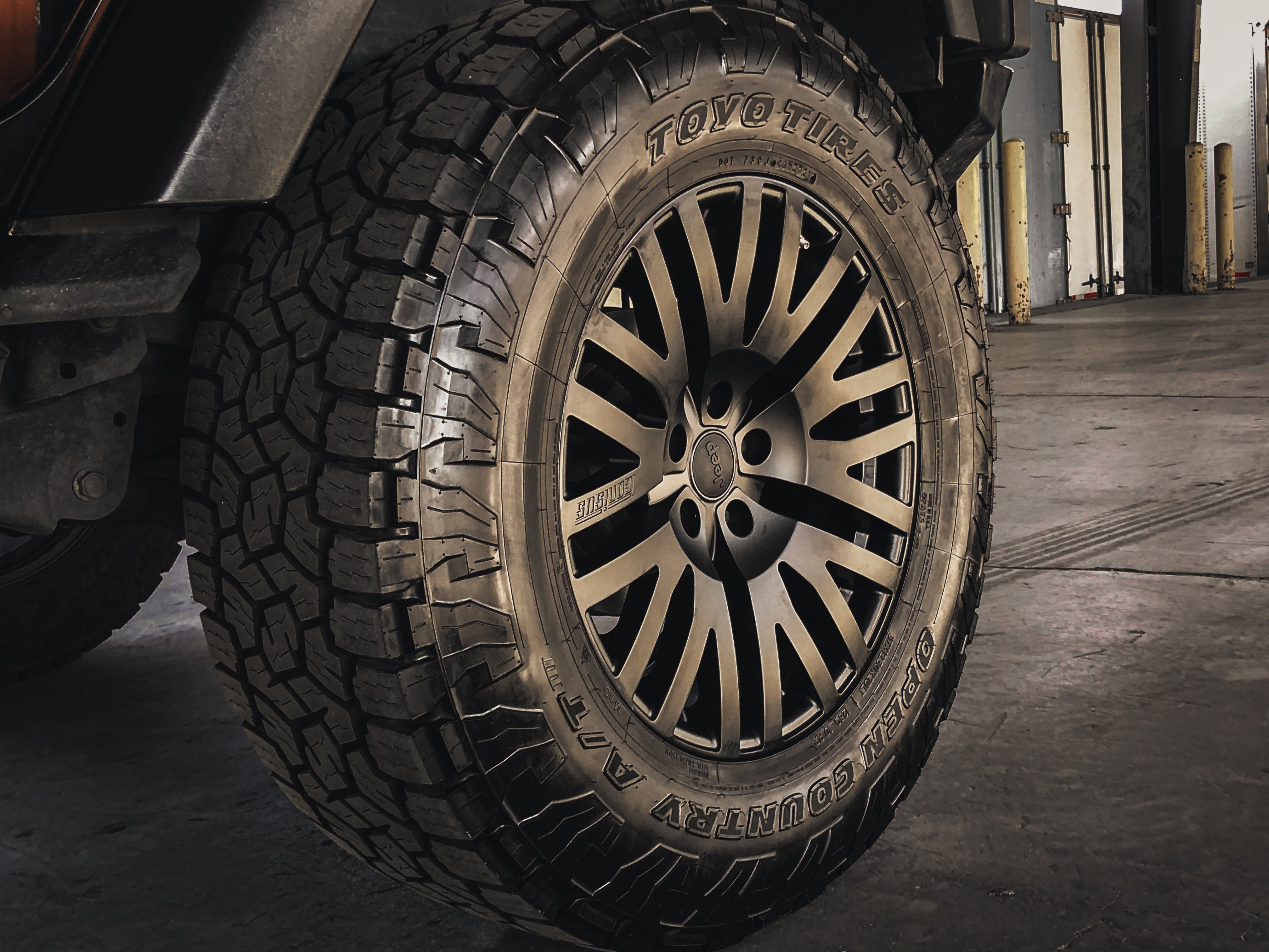 ICON 7 - JEEP FITMENT (SET OF 4)